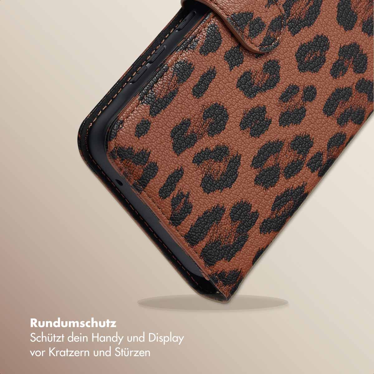 Selencia Sabi Klapphülle mit Leopardenmuster für das Samsung Galaxy A55 - Mocha Brown
