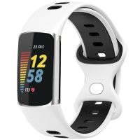iMoshion Silikonband Sport für das Fitbit Charge 5 / Charge 6 - Weiß / Schwarz