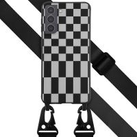 Selencia Silikonhülle design mit abnehmbarem Band für das Samsung Galaxy S21 - Irregular Check Black