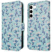 iMoshion ﻿Design Klapphülle für das Samsung Galaxy S22 - Blue Flowers