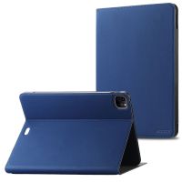 Accezz Classic Tablet Case für das iPad Pro 11 (2022) / Pro 11 (2021) / Pro 11 (2020) / Pro 11 (2018) - Dunkelblau