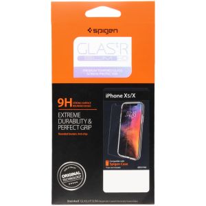 Spigen GLAStR Slim Tempered Glass Screen Protector für das iPhone Xs / X