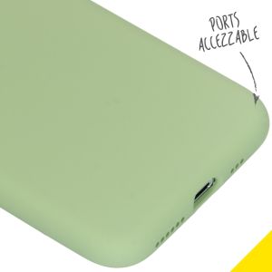 Accezz Liquid Silikoncase Grün für das iPhone Xs / X