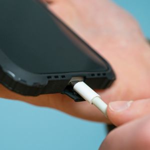 iMoshion Rugged Xtreme Case Hellblau für iPhone X