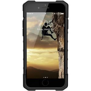 UAG Pathfinder Case Grün iPhone SE (2022 / 2020) / 8 / 7 / 6(s)
