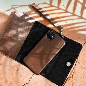 Selencia Clutch Klapphülle aus veganem Leder mit herausnehmbarem Case iPhone Xr