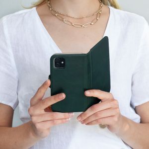 Selencia Echtleder Klapphülle für das Samsung Galaxy A71 - Grün