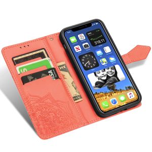 Mandala Klapphülle iPhone 12 (Pro) - Rot