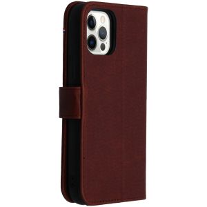 Decoded 2 in 1 Leather Klapphülle für das iPhone 12 (Pro) - Braun