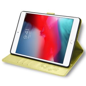 Kleeblumen Klapphülle Klapphülle iPad 9 (2021) 10.2 Zoll / iPad 8 (2020) 10.2 Zoll / iPad 7 (2019) 10.2 Zoll - Gelb