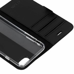 Valenta Klapphülle Classic Luxe für das iPhone SE (2022 / 2020) / 8 / 7 / 6(s)