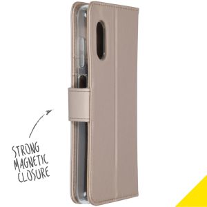 Accezz Wallet TPU Klapphülle Gold Samsung Galaxy Xcover Pro