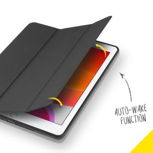 Accezz Smart Silicone Klapphülle Schwarz iPad 10.2 (2019 / 2020 / 2021)