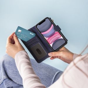 iMoshion Luxuriöse Portemonnaie-Klapphülle iPhone SE (2022 / 2020) 8 / 7