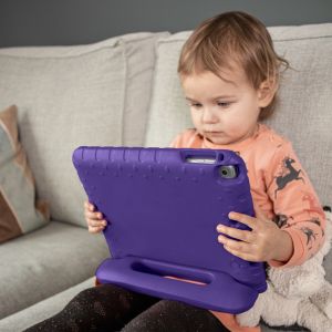 iMoshion Hülle mit Handgriff kindersicher iPad Air 5 (2022) / Air 4 (2020) - Violett