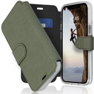 Accezz Xtreme Wallet Klapphülle für das iPhone 12 Mini - Hellgrün