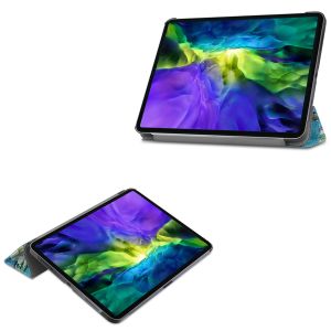 iMoshion Design Trifold Klapphülle für das iPad Pro 11 (2018 - 2022) - Green Plant