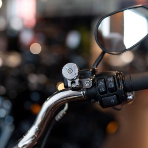 SP Connect Clutch Mount Pro – Handyhalter für Motorrad/Scooter – Chrom