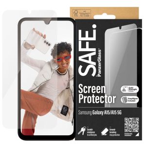 PanzerGlass SAFE Ultra-Wide Fit Screenprotector inkl. Applikator für das Samsung Galaxy A15 (5G)