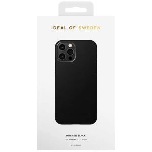 iDeal of Sweden Atelier Backcover für das iPhone 12 (Pro) - Intense Black