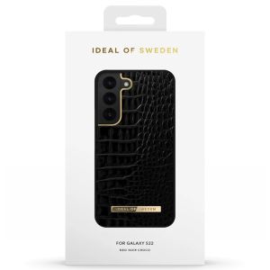iDeal of Sweden Atelier Backcover für das Samsung Galaxy S22 - Neo Noir Croco