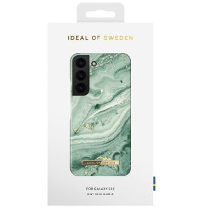 iDeal of Sweden Fashion Back Case für das Samsung Galaxy S22 - Mint Swirl Marble