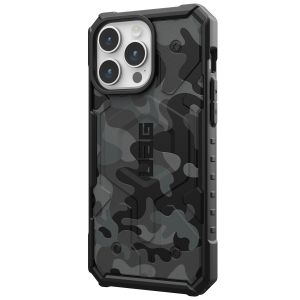 UAG Pathfinder Case für das iPhone 15 Pro Max - Midnight Camo