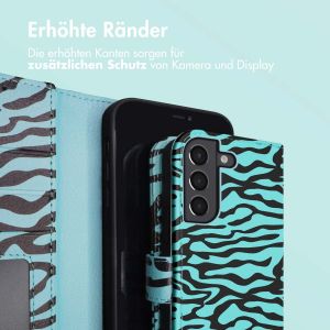 iMoshion Design Klapphülle für das Samsung Galaxy S21 FE - Black Blue Stripes