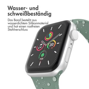 iMoshion Silikonband⁺ für die Apple Watch Series 1-9 / SE / Ultra (2) - 42/44/45/49 mm - Pine - Größe M/L