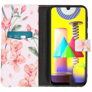 iMoshion Design TPU Klapphülle für das Samsung Galaxy M31 - Blossom Watercolor