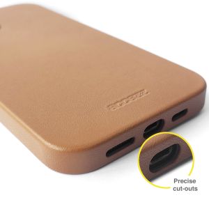 Accezz Leather Backcover mit MagSafe iPhone 12 Pro Max - Braun