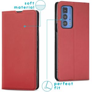 iMoshion Slim Folio Klapphülle für das Motorola für das Moto Edge 20 Pro - Rot