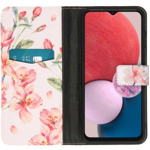 iMoshion Design TPU Klapphülle für das Samsung Galaxy A13 (4G) - Blossom Watercolor