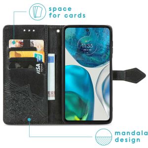 iMoshion Mandala Klapphülle für das Motorola Moto G52 / G82 - Schwarz