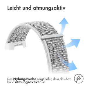 iMoshion Nylonarmband für das Fitbit Charge 3 / 4 - Hellgrau