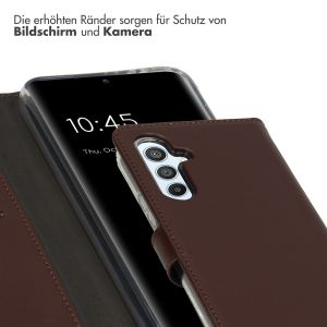 Selencia Echtleder Klapphülle für das Samsung Galaxy A54 (5G) - Braun