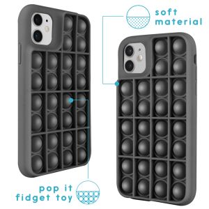 iMoshion Pop It Fidget Toy - Pop It Hülle iPhone 12 (Pro) - Schwarz