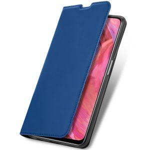 iMoshion Slim Folio Klapphülle Oppo A74 (5G) / A54 (5G) - Blau