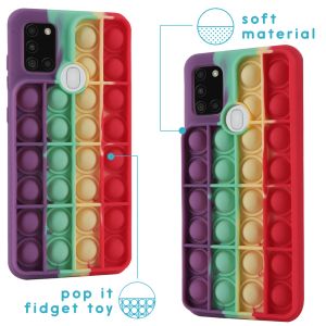 iMoshion Pop It Fidget Toy - Pop It Hülle Samsug Galaxy A21s -Rainbow