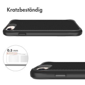 iMoshion Rugged Hybrid Carbon Case für das iPhone SE (2022 / 2020) / 8 / 7 - Schwarz