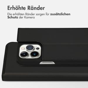 Accezz Premium Leather Slim Klapphülle für das iPhone 13 Pro Max - Schwarz