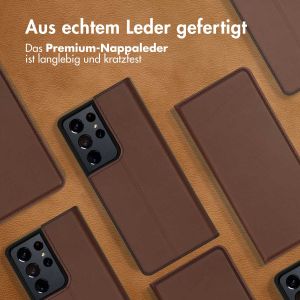 Accezz Premium Leather Slim Klapphülle für das Samsung Galaxy S21 Ultra - Braun