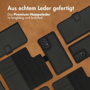 Accezz Premium Leather 2 in 1 Klapphülle für das Samsung Galaxy A33 - Schwarz