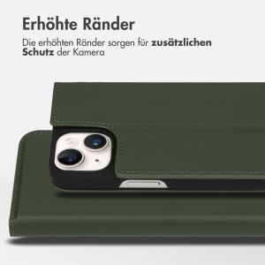 Accezz Premium Leather Slim Klapphülle für das iPhone 14 - Grün