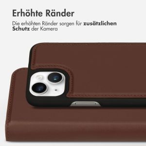 Accezz Premium Leather 2 in 1 Klapphülle für das iPhone 14 - Braun