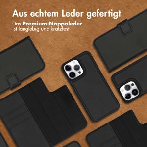 Accezz Premium Leather 2 in 1 Klapphülle für das iPhone 14 Pro - Schwarz