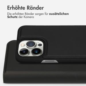 Accezz Premium Leather 2 in 1 Klapphülle für das iPhone 14 Pro Max - Schwarz