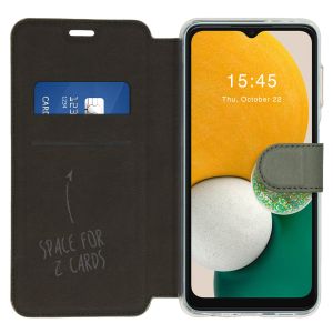 Accezz Xtreme Wallet Klapphülle für das Samsung Galaxy A13 (4G) - Hellgrün