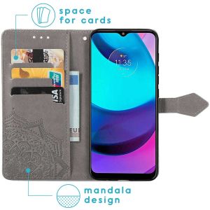 iMoshion Mandala Klapphülle für das Motorola Moto E20 - Grau