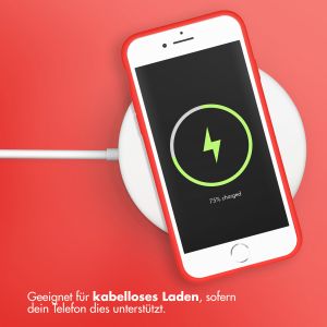 Accezz Liquid Silikoncase Rot für das iPhone SE (2022 / 2020) / 8 / 7
